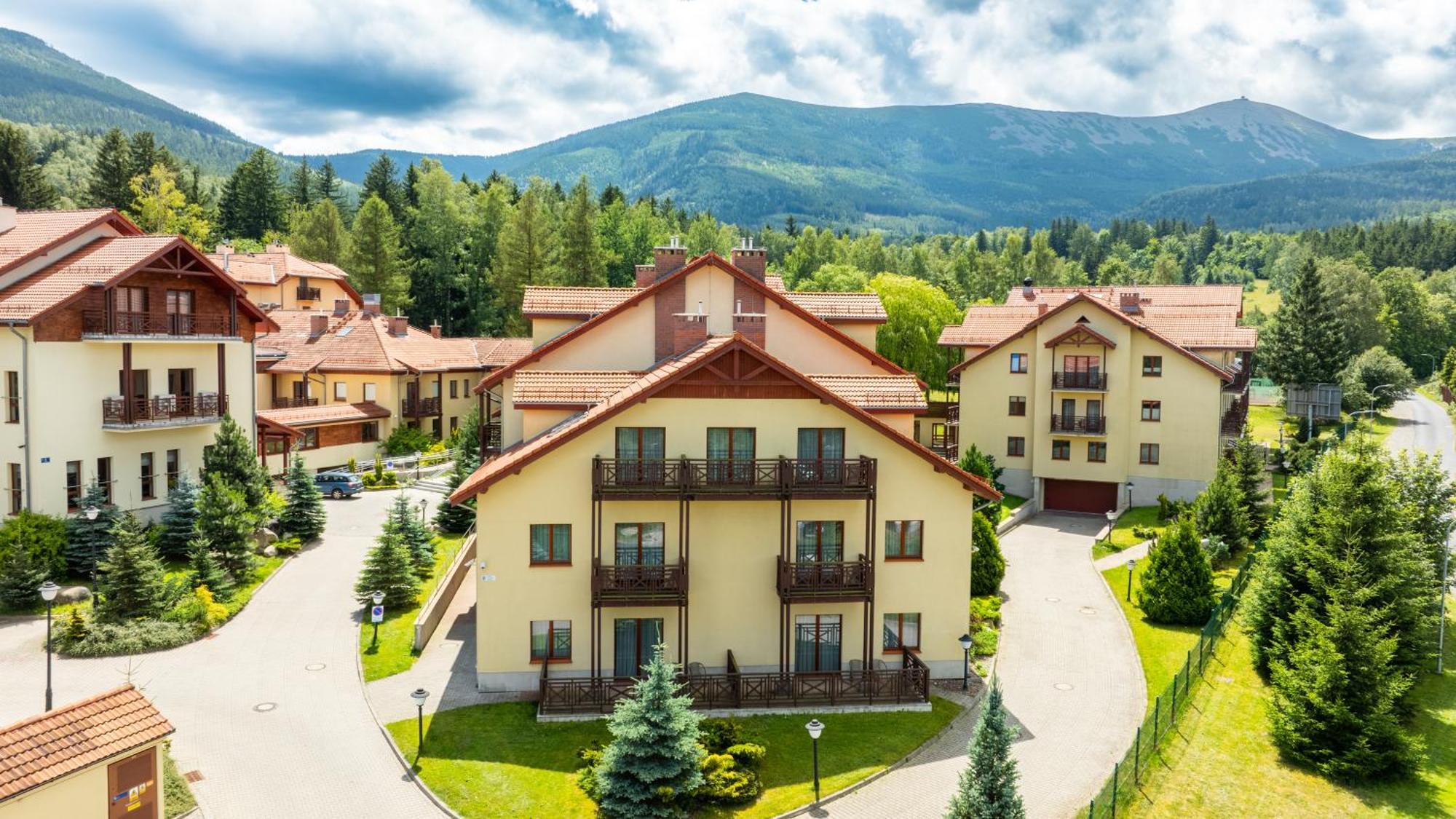 Apartamenty Sun & Snow Sofra Karpacz Exterior foto